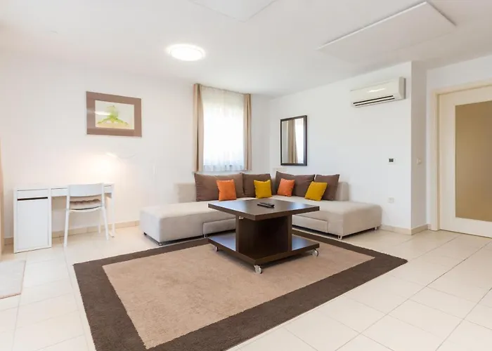 Marina Residence - Ostro 313 By Locap Group